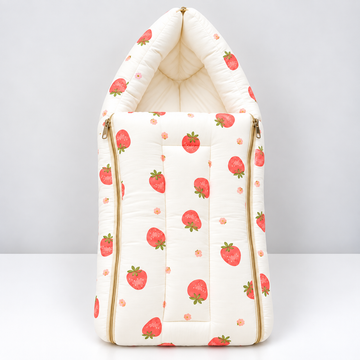 Strawberry - Crinkled Muslin Carry Nest