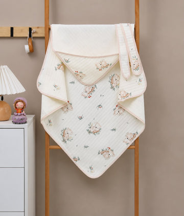 Squirrel - Muslin Hooded Blanket