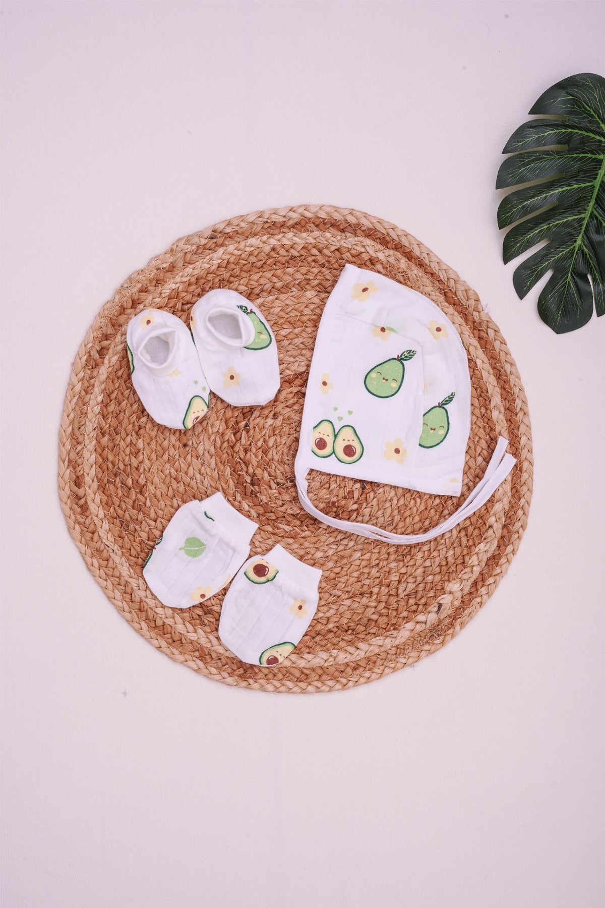 Avacado - Muslin Cap Mittens Booties